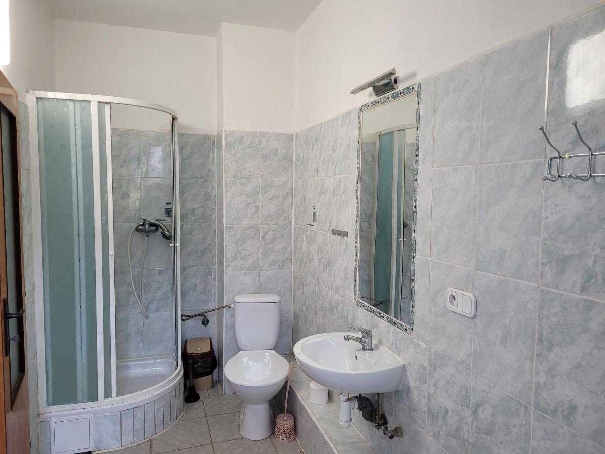 Studentska Apartments Карловы Вары Экстерьер фото